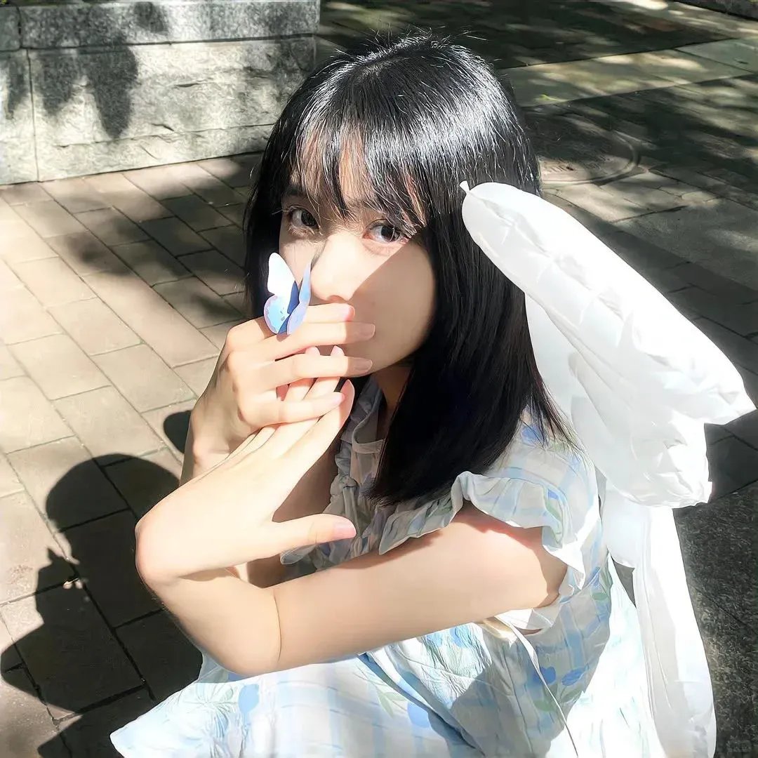 明天,我会成为谁的女友